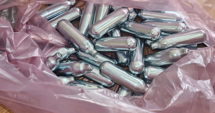 Служители на Седмо РУ иззеха близо 3 000 капсули с