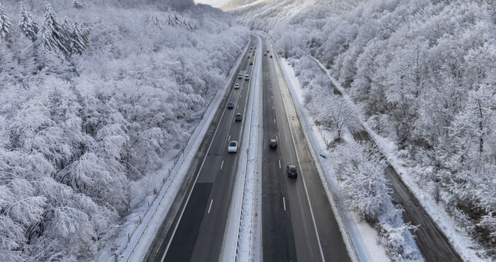 Ограничено е движението на моторни превозни средства над 12 тона