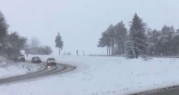 Прогнозата е за обилни снеговалежи във Варненска област Вчера пътят