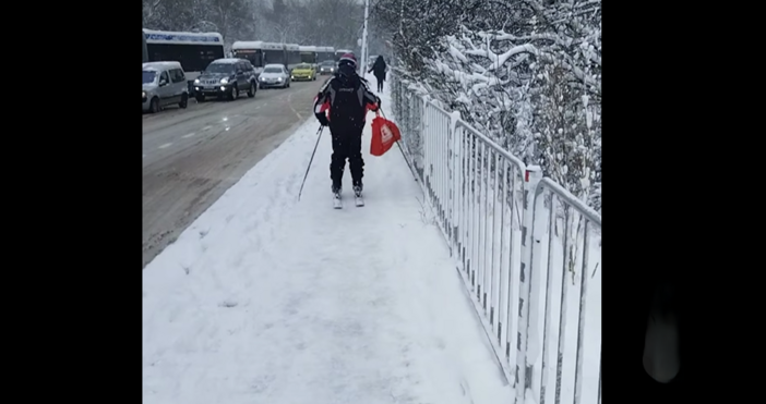 Фурор в социалната мрежа предизвикаха кадри с варненец който извлече