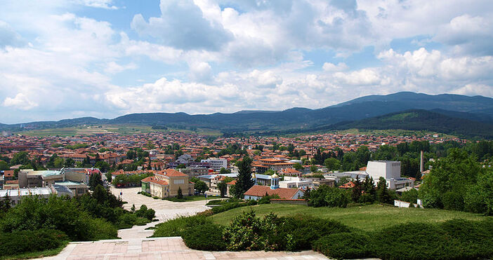 Името на кой български град идва от гръцкото панаир Този въпрос