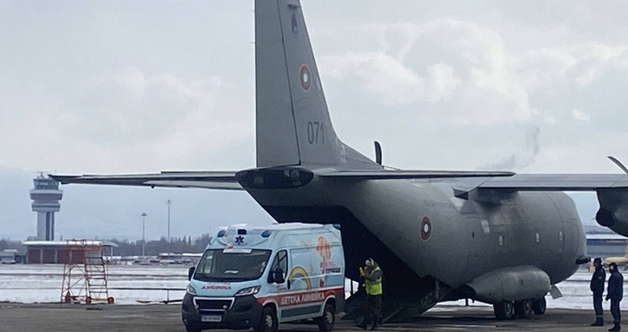 Спартан помогна на болно дете като му осигури въздушна помощ