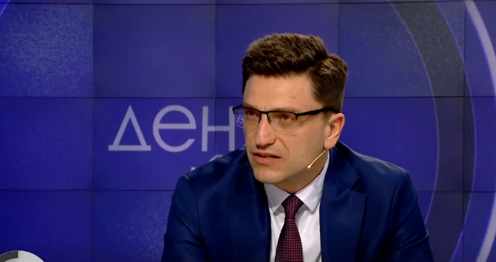 Бюджетът за 2025 г 500 страници е само глупости Абсурдно