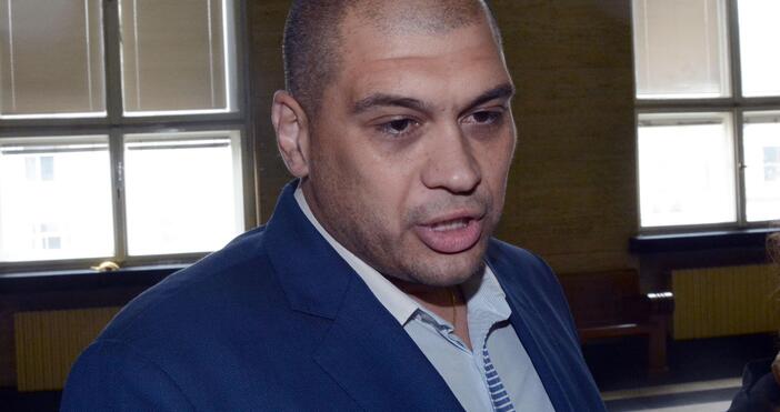 Депутатът от ДПС Ново начало Димитър Аврамов се е отказал от