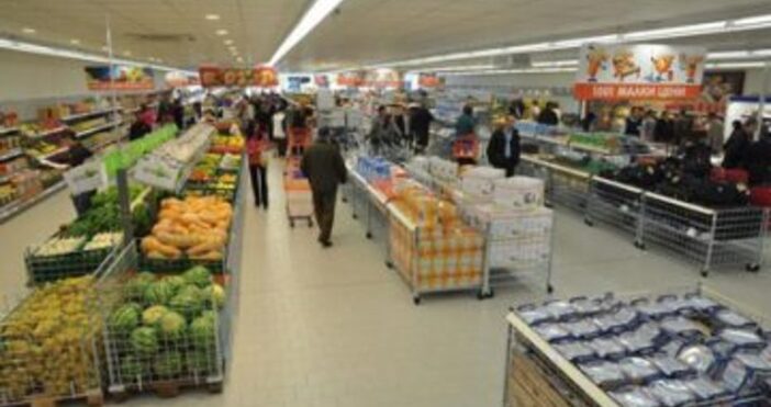 Масирана съвместна проверка на БАБХ НАП и КЗП в хранителните