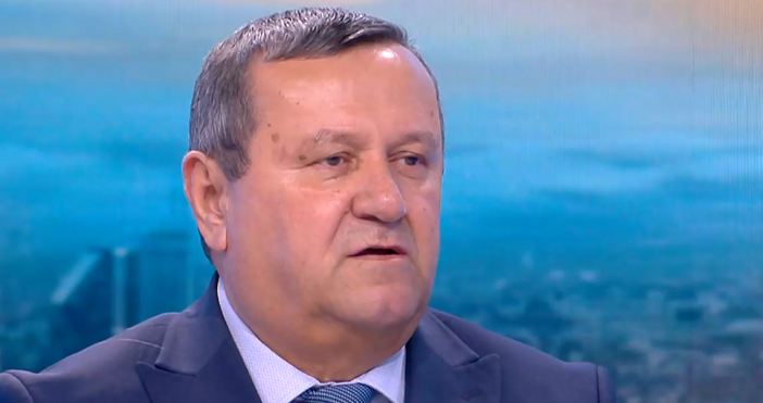 Стопкадри бТВБивш социален министър изпъкна с любопитен коментар за бюджета и