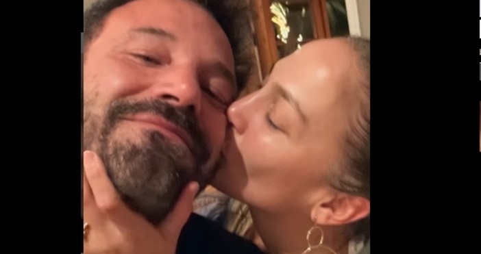 Дженифър Лопес и Бен Афлек официално са разведени и необвързани