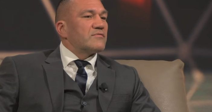 Носителят на регулярната шампионска титла в тежка категория на Световната