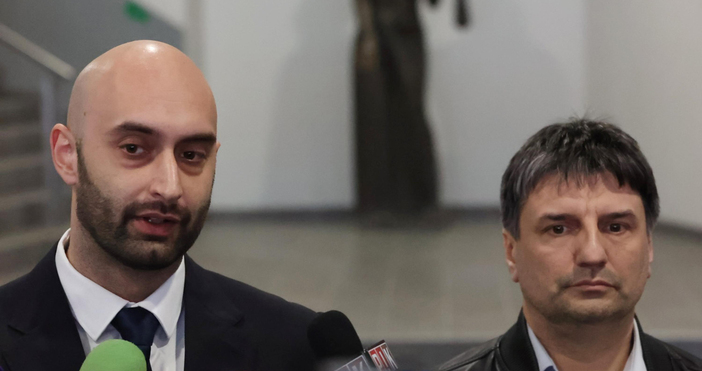 Заместник-районният прокурор на София Атанас Доцински и директорът на СДВР