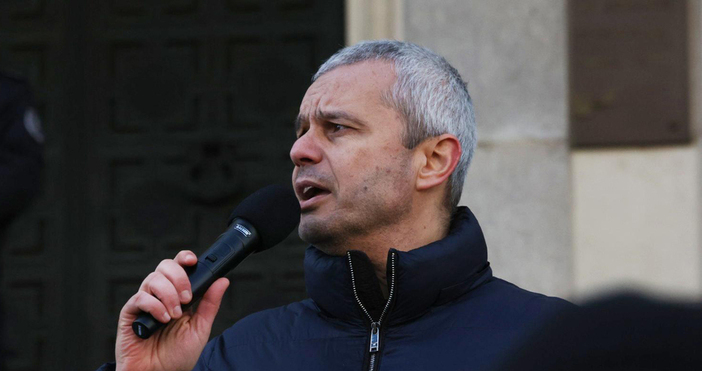 Костадин Костадинов излезе с изявление в социалните мрежи Ето какво пише