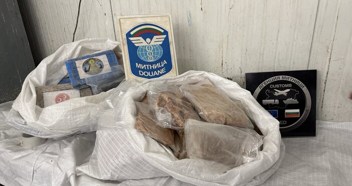 Над 50 килограма наркотични вещества 23 900 кг кокаин и