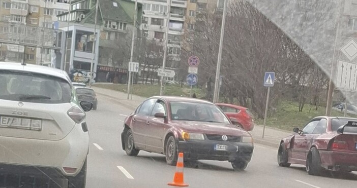 За катастрофа станала по рано днес по бул Левски във Варна