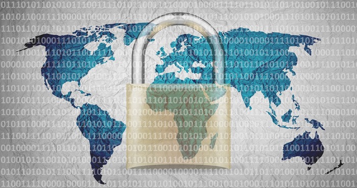 ББС съобщава че администрацията на президента Доналд Тръмп спира офанзивните