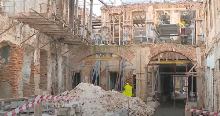 Кадри БНТЗнаковият за българската история Солаков хан в сърцето на