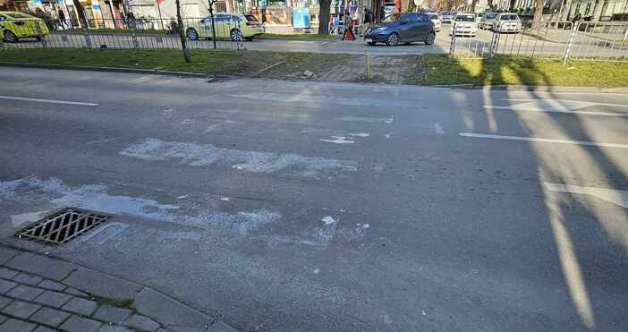 На бул Цар Освободител до Икономическия университет отново е отворен