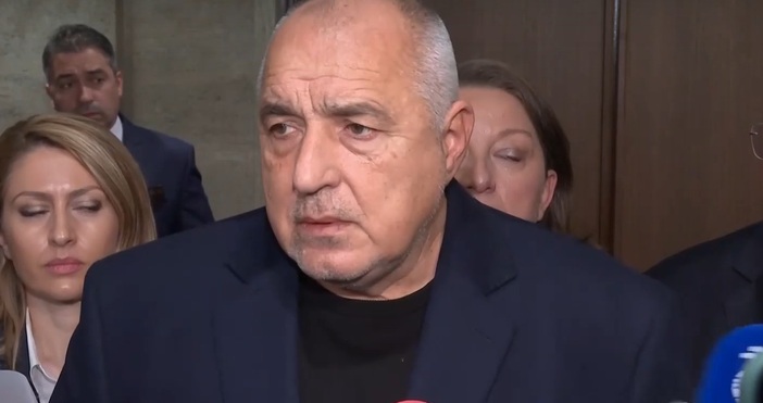 Правителството изобщо не е стабилно Партиите са диаметрално противоположни но