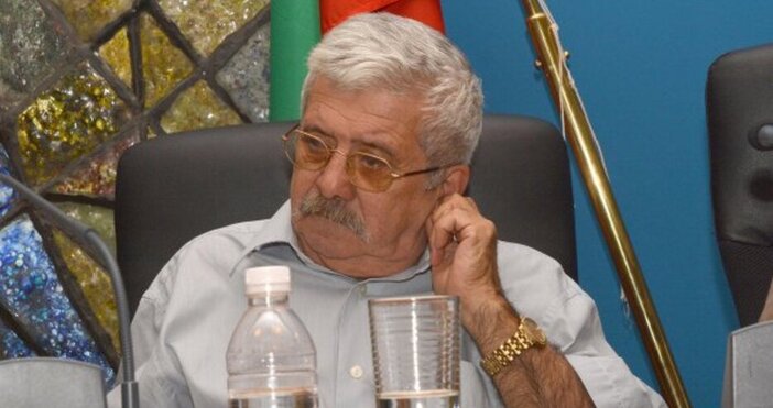 От две седмици е в болница със страшна диагноза През