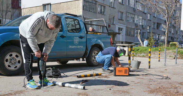 Преустановено е паркирането на автомобили в междублоковото пространство между ул