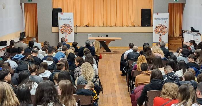 Леа Иванова от Варна и Кирил Карагьозов от Сливен си