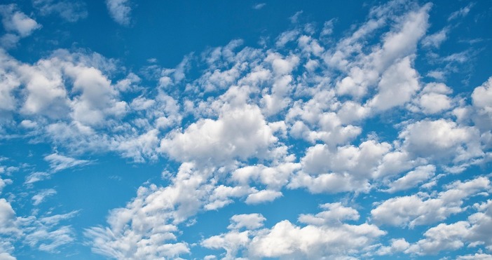 През нощта срещу събота над цялата страна ще е предимно