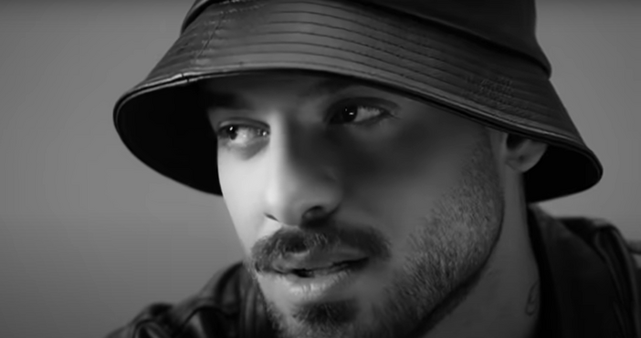 В столичната Пътна полиция са видели клипа в който автомобилът