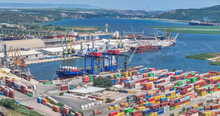 Правителството даде зелена светлина за събарянето на силно амортизирани постройки