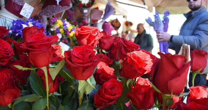 8 март е един от най красивите празници Зарадвайте жената