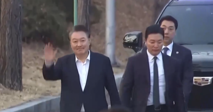 Южнокорейският президент Юн Сук йол беше освободен от ареста в Сеул