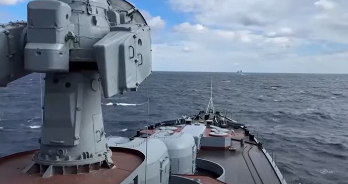 Военноморските сили на Иран Русия и Китай ще проведат военни