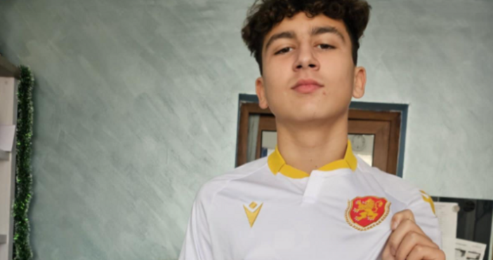 Синът на бившия нападател на Черно море Емил Тодоров