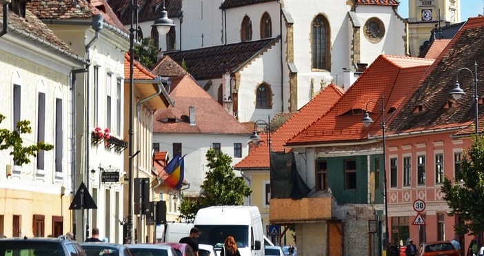 За рекордни цени на паркоместата в румънския град Клуж Напока информира