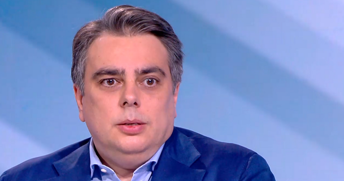 Стопкадри бТВСъпредседателят на Продължаваме промяната посочи големия дефект в бюджета