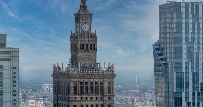 Полша поставя своите граждани на бойна нога поради непосредствената заплаха