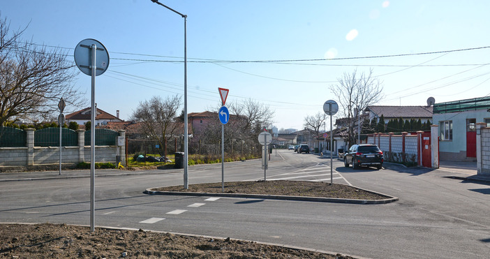 Снимки Община ВарнаЗавърши основният ремонт на три улици в село