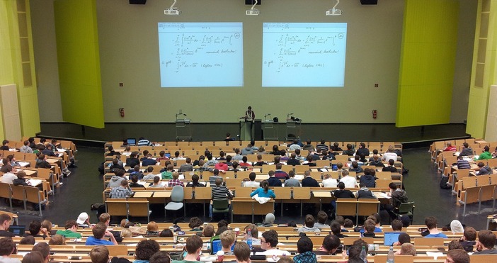 Кандидатстудентска борса – Варна 2025 се организира на 19 март