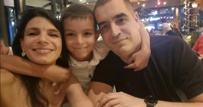 Боян Божилов е млад баща от Варна който има спешна