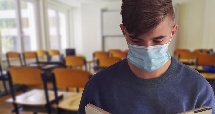 След месеци на затишие  COVID 19 отново ще набере скорост в края на