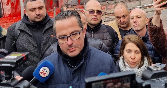 Конституционният съд потъпка това което трябва да брани – Конституцията