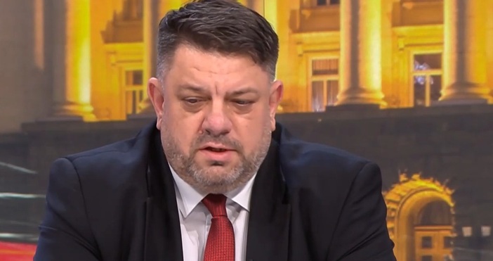 Чувам раздробената опозиция как иска да събори правителството и иска