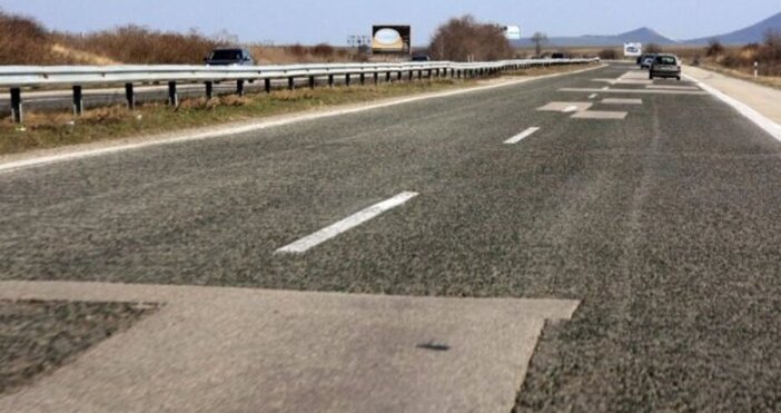 I МЕТЕОРОЛОГИЧНА ОБСТАНОВКА Температурите са в интервала от 2°С до 19°С Времето над