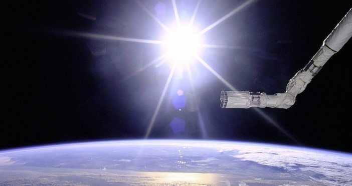 илюстрация  Четирима астронавти стигнаха до Международната космическа станция МКС с космическия