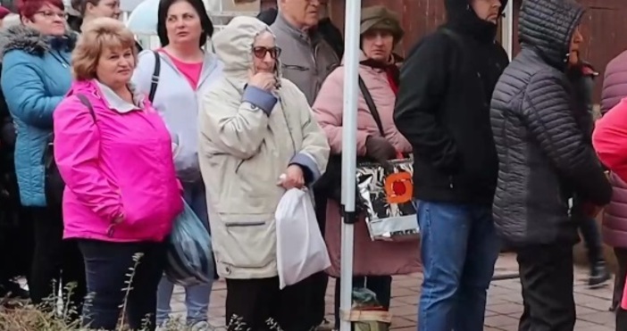 27 стотинки за яйце с размер L На тази цена