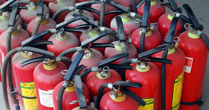 Редовни са проверките за пожарна безопасност на закритите обществени места