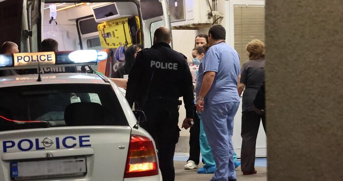 Тримата младежи, пострадали от пожара в Кочани, са поставени в