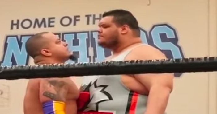 Професионалният борец Винс Стийл почина на 39 години на ринга