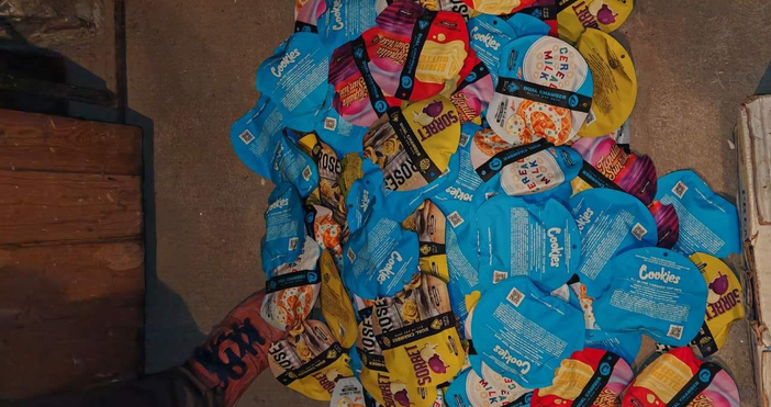 Снимки МВРДвама младежи са задържани при специализираната операция срещу разпространението