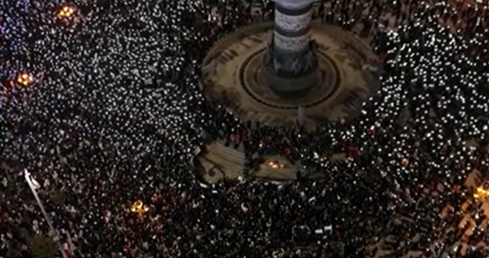 След трагедията в град Кочани в Северна Македония излязоха на