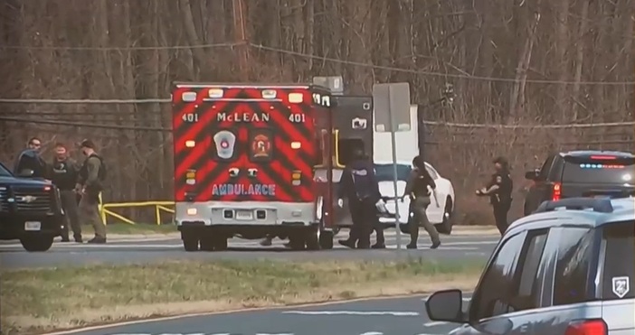 стоп кадър Нова твВъоръжен мъж беше задържан след престрелка пред