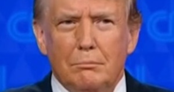 стоп кадър ЮтубАмериканският президент Доналд Тръмп обяви че Боинг е