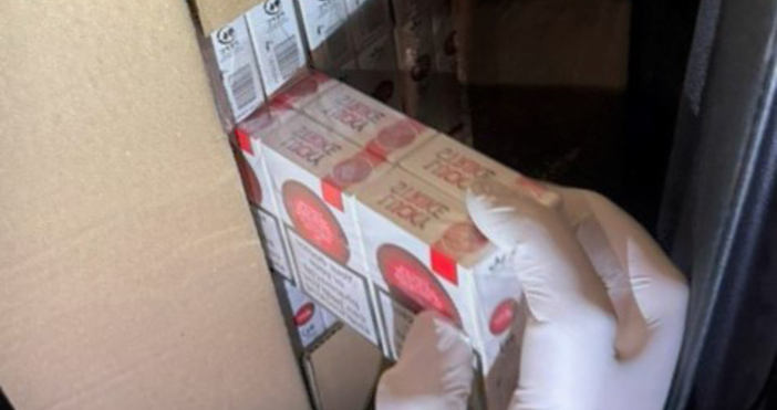 Двама мъже бяха задържани при полицейска операция по противодействие на